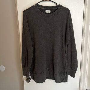 Aerie pull over